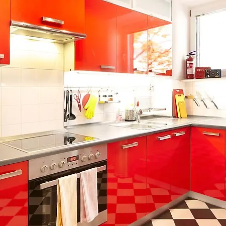 Lovely Funky Flat Near Royal Park Apartment Warsaw